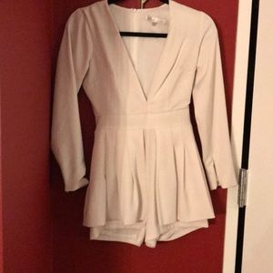 Lover friends white plunger romper xs